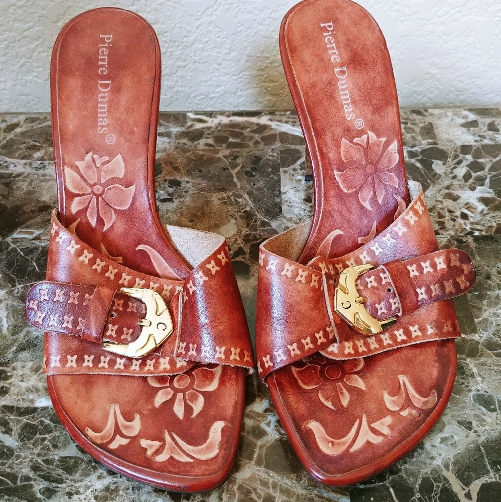 Pierre Dumas heels size 6M